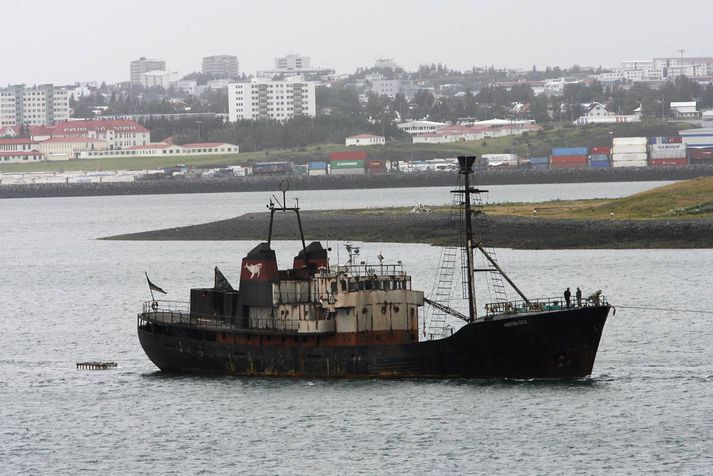 Varðskipið Þór eins og það lítur ut í dag, í búningi hvalveiðiskips fyrir myndina Reykjavík Whale Watching Massacre.