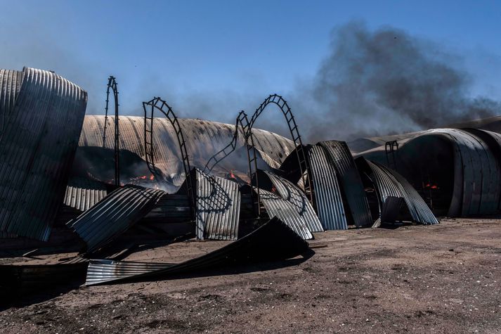 Braggi sem notaður var til að hýsa korn austan við borgina Zaporizhia í austurhluta Úkraínu. 