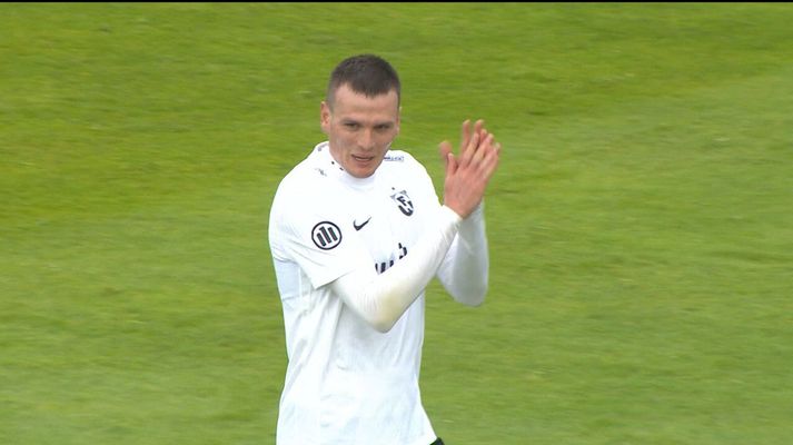 Kristján Flóki Finnbogason fagnar seinna marki sínu gegn Val í gærkvöld.