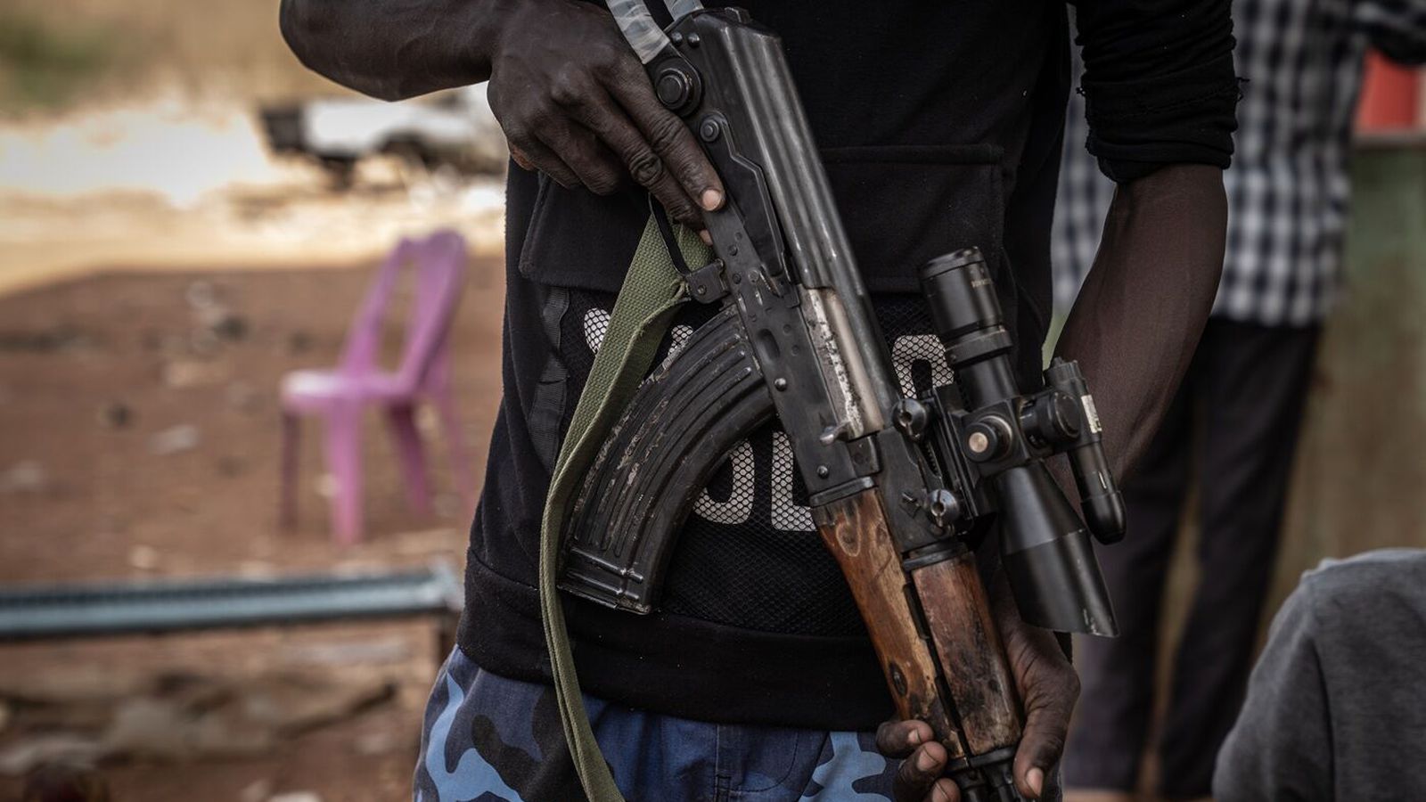 Fursta­dæmin þjálfa upp­reisnar­menn í leyni­legri her­stöð