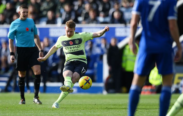 Kevin De Bruyne skoraði afar glæsilegt mark í dag.