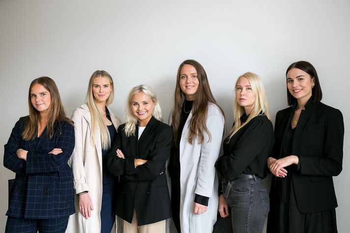 Þórdís Jóna Jónsdóttir, Edda Konráðsdóttir, Vigdís Hlíf Jóhönnudóttir, Vaka Njálsdóttir, Andrea Skúladóttir, Helga Lárusdóttir og Katla Rún Arnórsdóttir leiða þróun á stafrænum ökuskírteinum. 