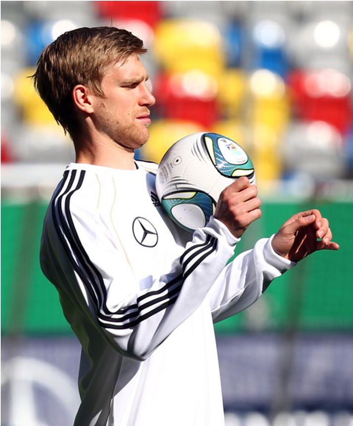 Per Mertesacker gekk til liðs við Arsenal.