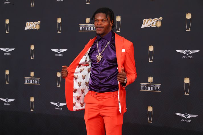 Lamar Jackson er besti leikmaður NFL deildarinnar tímabilið 2019/2020.