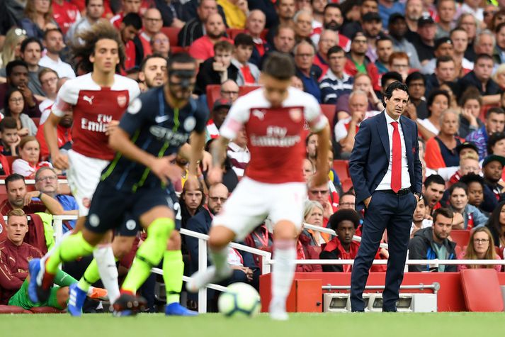 Unai Emery, nýr stjóri Arsenal, í fyrsta leiknum um helgina.