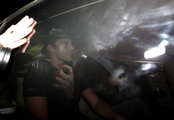 Andy Carroll, sem í gær var seldur fyrir 35 milljónir punda frá Newcastle til Liverpool, segir að forráðamenn Newcastle hafi ekki viljað gera nýjan samning við sig.