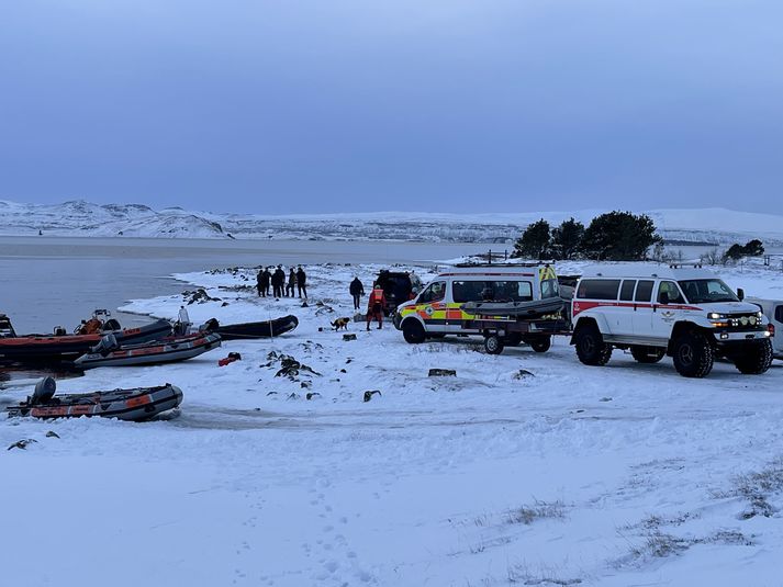 Aðgerðum hefur verið hætt við Þingvallavatn í bili. 