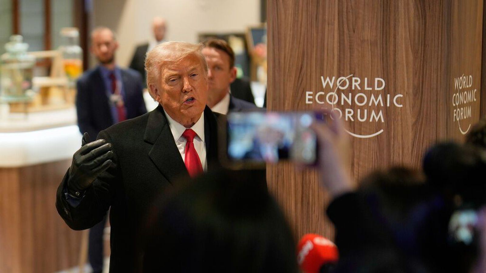 Sam­komu­lagið veiti Banda­ríkjunum að­gang að auð­lindum Græn­lands