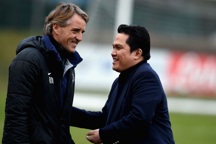 Roberto Mancini og Erick Thohir á góðri stundu.