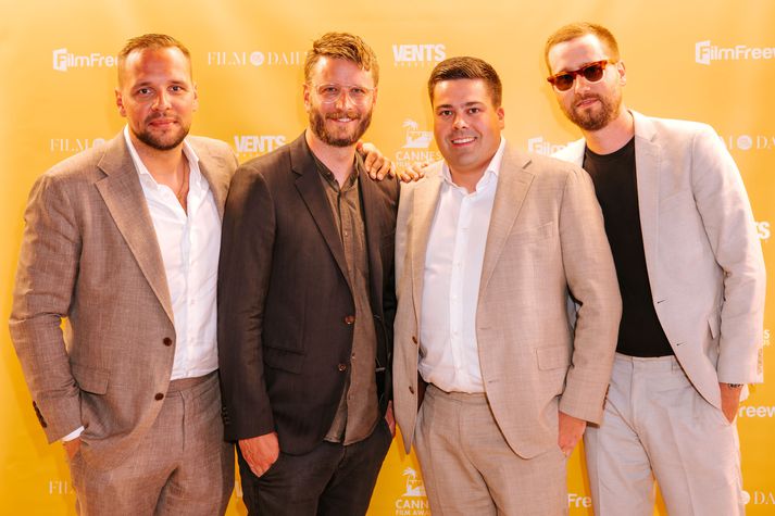 Hinrik Albertsson, Sigurður Már Davíðsson, Garðar Örn Arnarson og Björn Geir Másson glæsilegir í Cannes.