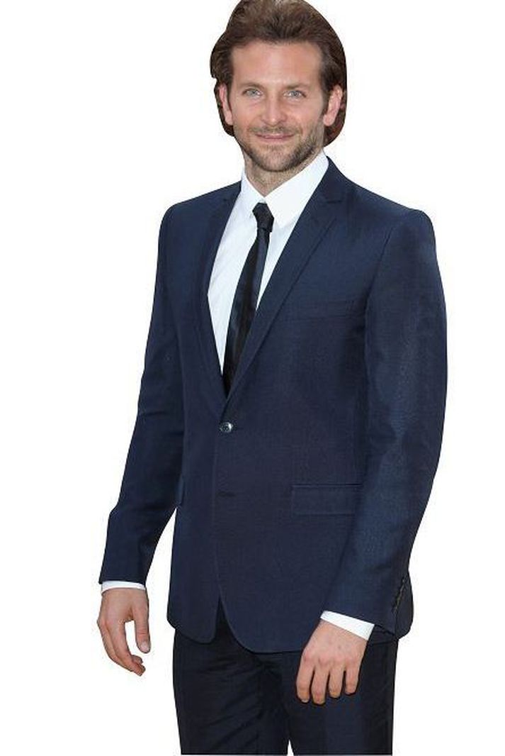 Bradley Cooper keypti kuldaföt fyrir heimilislausa í Philadelphia.
nordicphotos/getty
