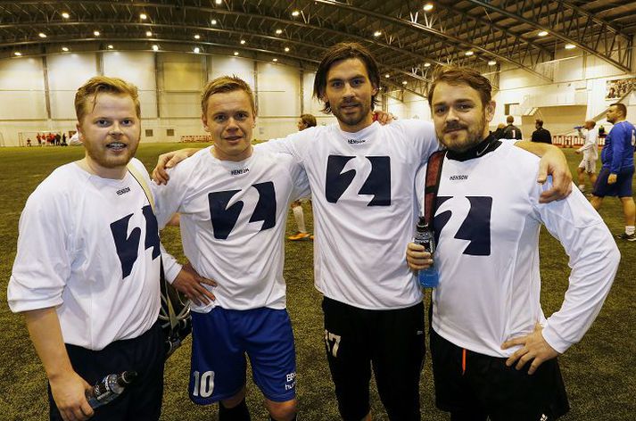 Lið Stöðvar 2 var stjörnum prýtt. Frá vinstri: Sjónvarpsmennirnir Breki Logason, Hjörtur Hjartarson, Reynir Leósson og Sölvi Snær Magnússon.fréttablaðið/valli
