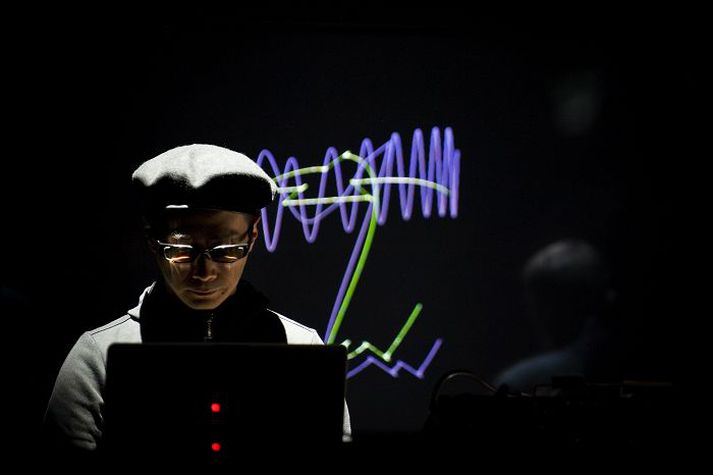 Ryoji Ikeda