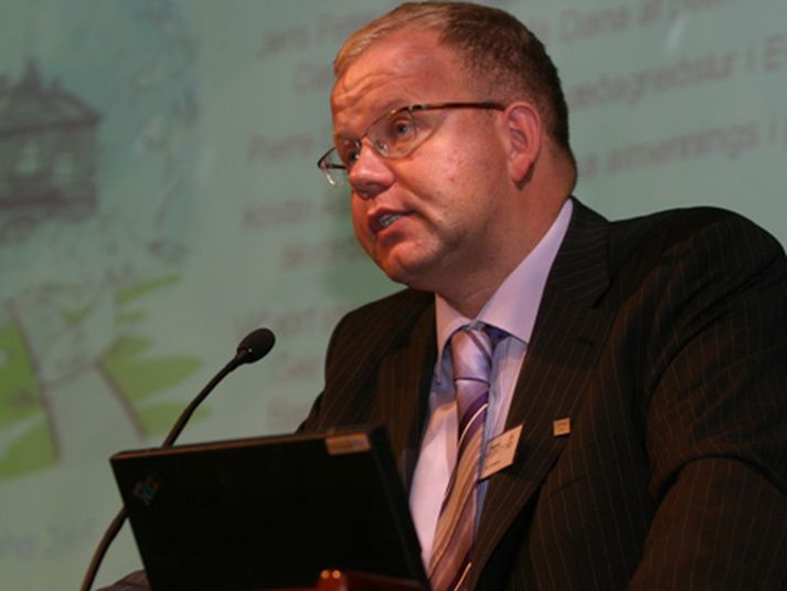 Karl Axelsson er lögmaður Baldurs Guðlaugssonar, fyrrverandi ráðuneytisstjóra í fjármálaráðuneytinu.