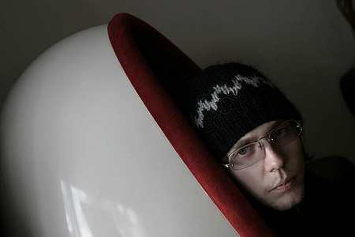 Barði Jóhannsson, höfundur lagsins Ho Ho Ho We Say Hey Hey Hey