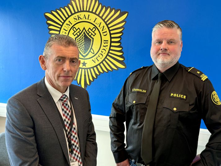 Alan Brady hjá írsku lögreglunni og Eiríkur Valberg unnu að rannsókn málsins.
