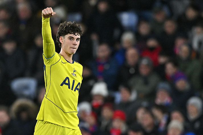 Gray skoraði eina mark leiksins.