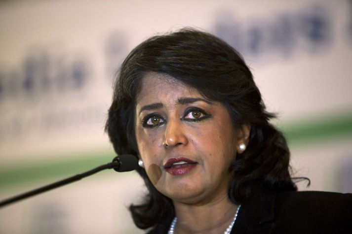 Ameenah Gurib-Fakim segir af sér til að viðhalda stöðugleika.