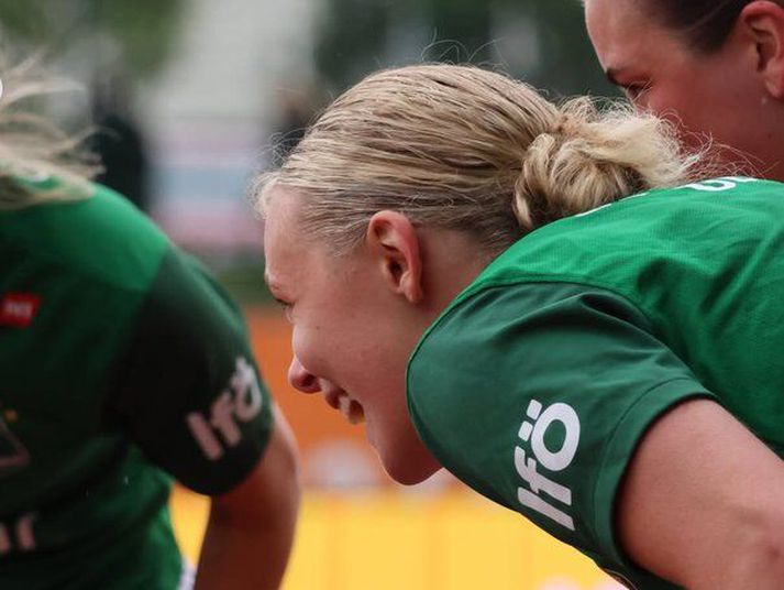 Ólöf Sigríður Kristinsdóttir fagnar góðum sigri í kveðjuleiknum.