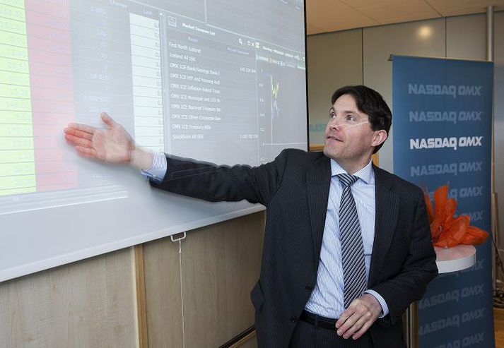 Magnús Harðarson aðstoðarforstjóri Kauphallarinnar sést hér kynna viðskiptakerfi Nasdaq OMX Iceland þegar TM var nýverið skráð á markað.