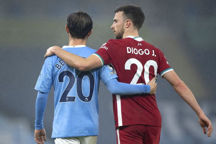 Portúgalarnir Diogo Jota hjá Liverpool og Bernardo Silva hjá Manchester City.