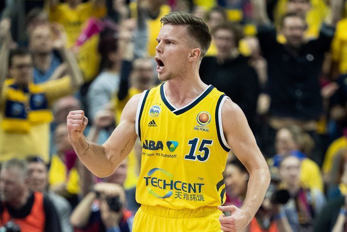 Frammistaða Martins með Alba Berlin í vetur vakti athygli stærstu félaga Evrópu. Valencia endaði á því að krækja í kappann.