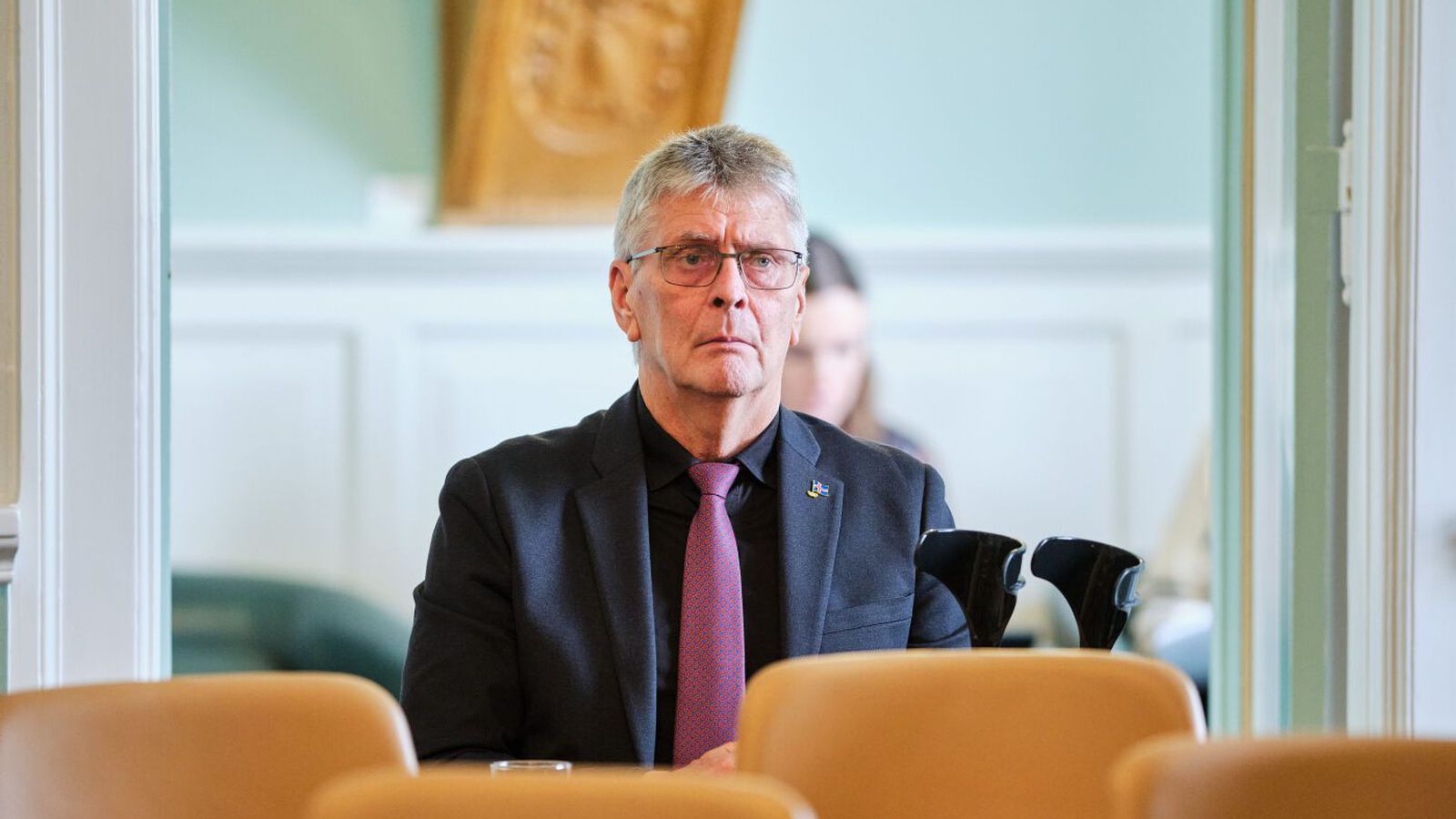 Guð­mundur Ingi lét fjar­lægja blett af fætinum