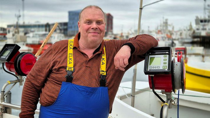 Það var mikill hugur í strandveiðimanninum Stefáni Jónassyni sem bauð fréttastofu að koma um borð í bátinn sinn, Kvistinn.