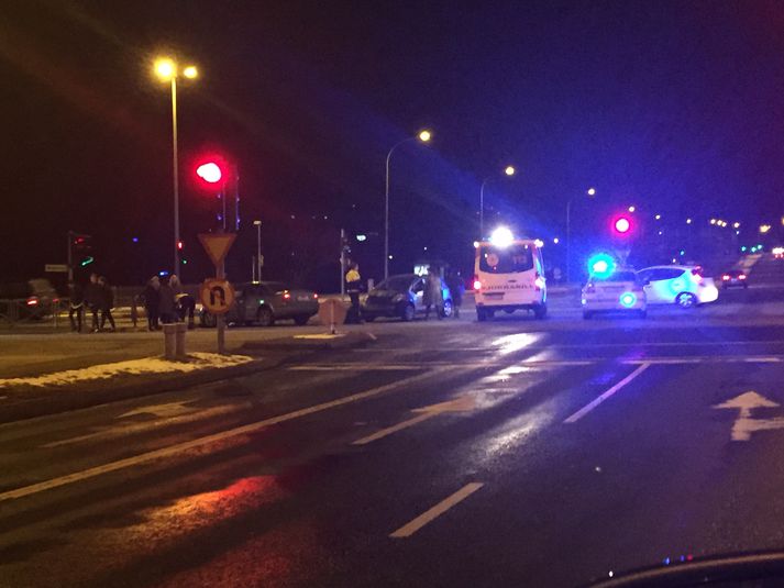 Frá vettvangi í gærkvöldi.