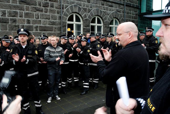 Mynd tengist frétt ekki beint. Snorri Magnússon, formaður Landssambands lögreglumanna til hægri.