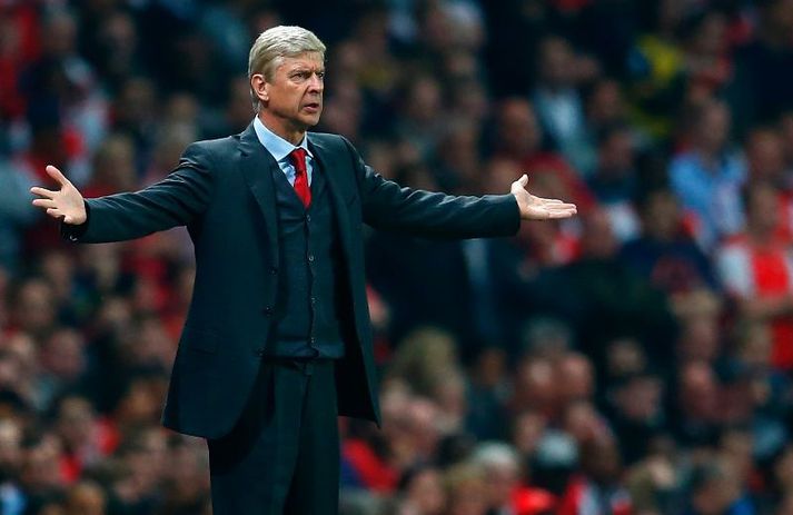 Wenger á hliðarlínunni.