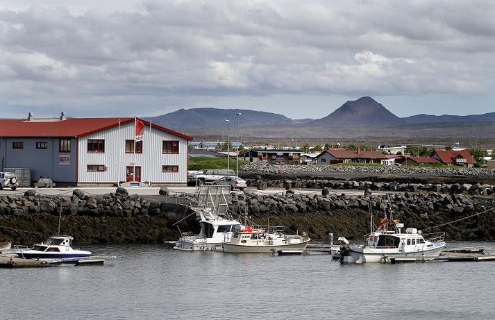 Sjálfstæðisfélagið Muninn í Vogum vill afnot af tveimur fundarsölum bæjarins. Í staðinn lofar félagið meðal annars að senda fulltrúa á landsfund Sjálfstæðisflokksins.