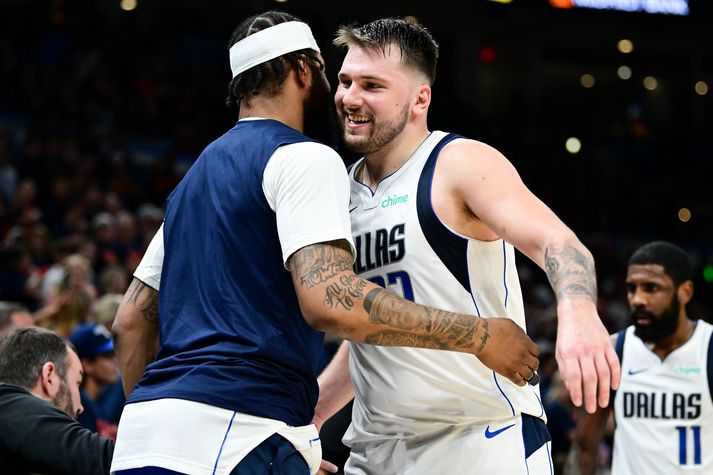 Luka Doncic og félagar í Dallas Mavericks þurfa einn sigur í viðbót til að komast í úrslit Vesturdeildarinnar.