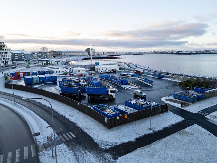 Eflaust prýðisdagur til að fara með ruslið þurfi einhverjir að gera það.