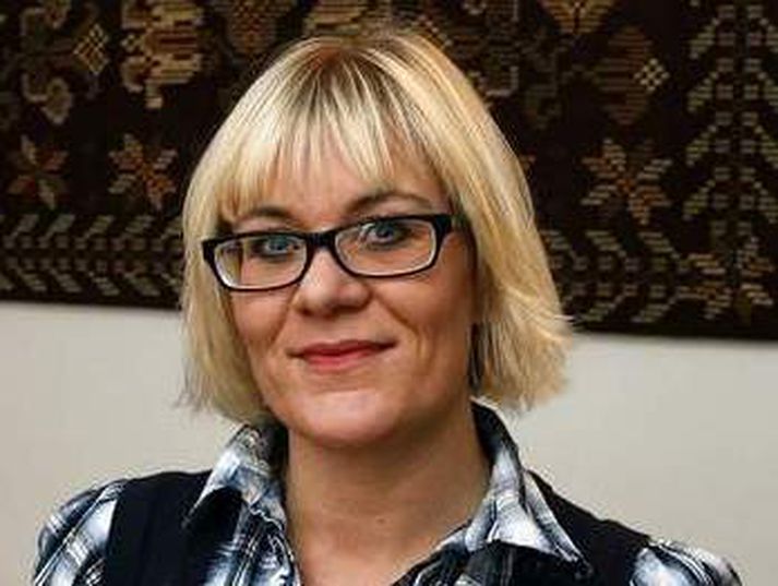 Rakel Sveinsdóttir framkvæmdastjóri Creditinfo tók upp símann og bauð forstjóra Innes á fundinn með sér.