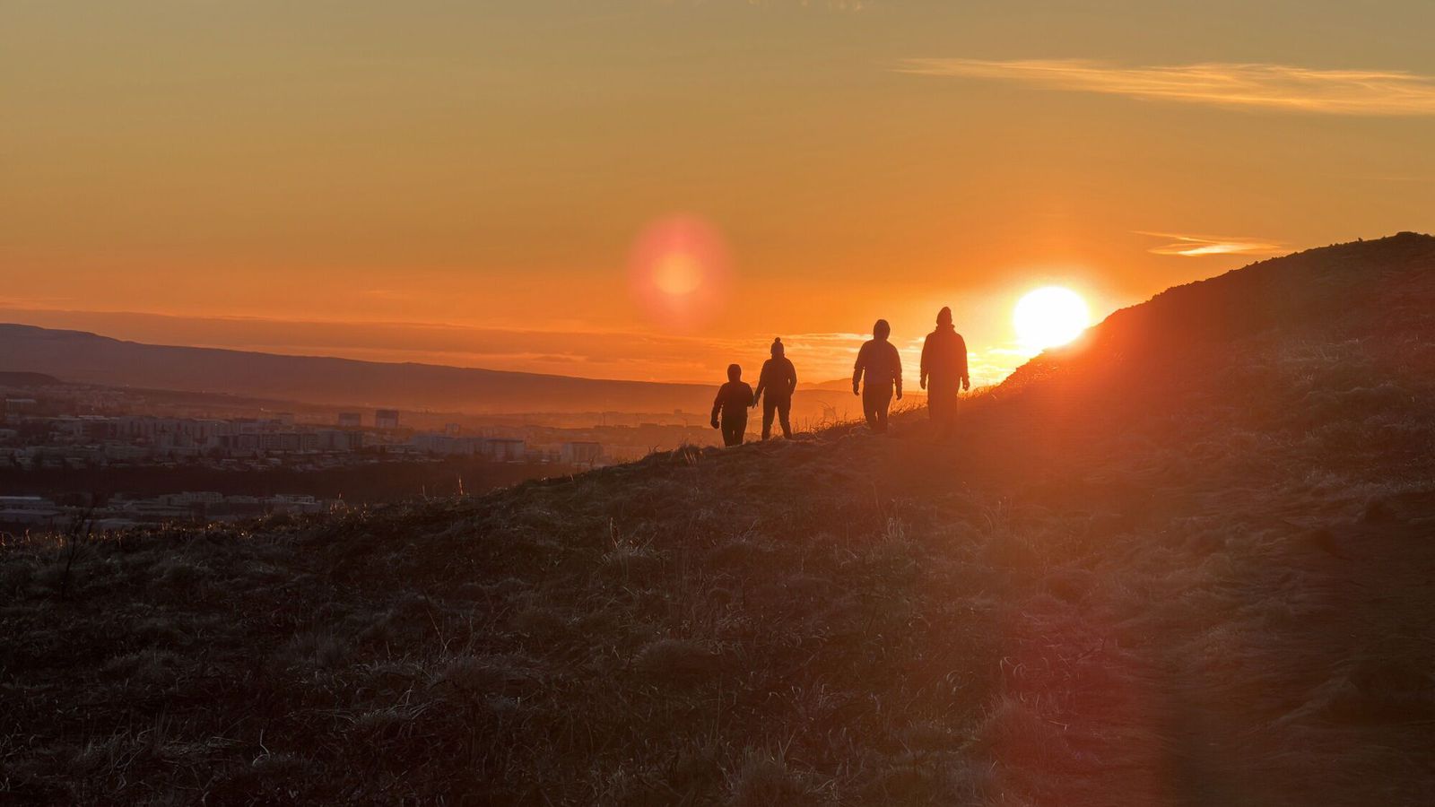 Kaldri norð­lægri átt beint til landsins