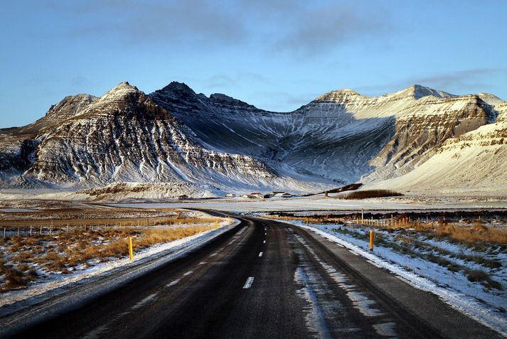 Kalt er í veðri víðast á landinu og hált á vegum. Myndin er úr safni.