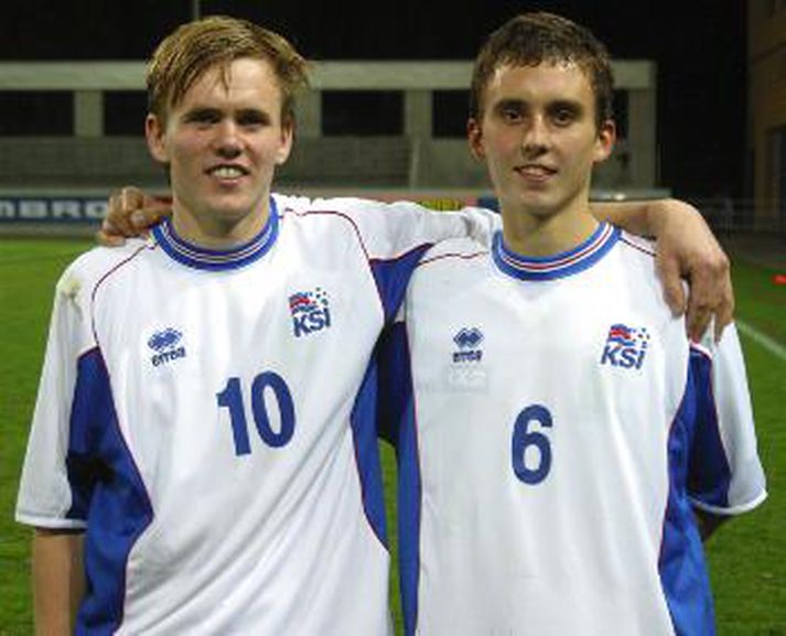 Bræðurnir Davíð Þór og Bjarni Viðarssynir eru báðir í byrjunarliði íslands í kvöld.