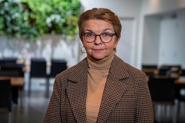 Er­lendir ríkis­borgarar rúm­lega helmingur at­vinnu­lausra