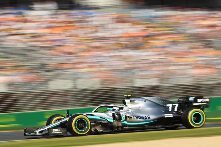 Mercedes mætir með nýjar vélar til Kanada