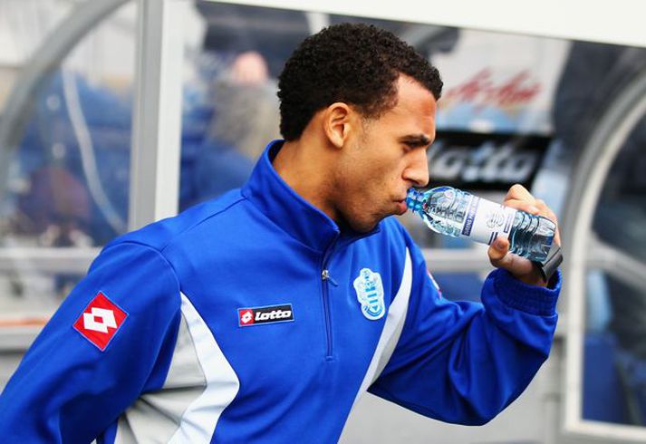 Anton Ferdinand þurfti ekki að taka í höndina á John Terry fyrir leikinn í dag.