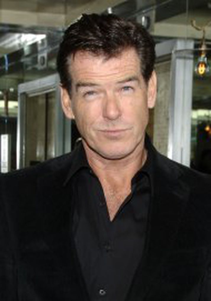 Pierce Brosnan er ekki eins mikil hetja í raunveruleikanum og á hvíta tjaldinu