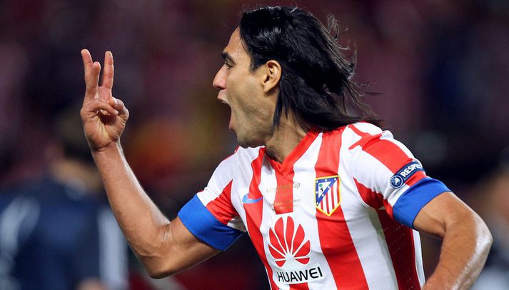 Falcao fagnar þrennunni í kvöld.
