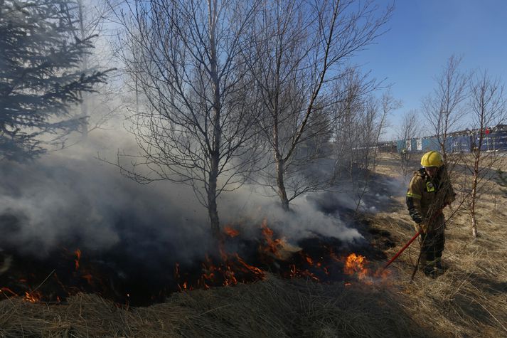 Sinubruninn er í Lindarhverfinu á móti Kosti.