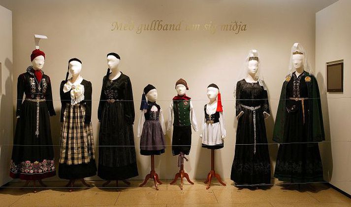 Handbragð og glæsileiki á Þjóðbúningasýningu Þjóðminjasafnsins.