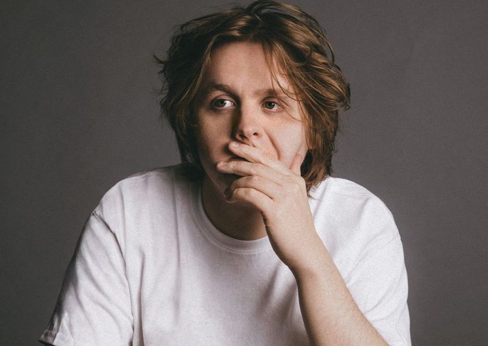 Lewis Capaldi verður í Laugardalshöll þann 23. ágúst. Miðasala hefst 12. maí.