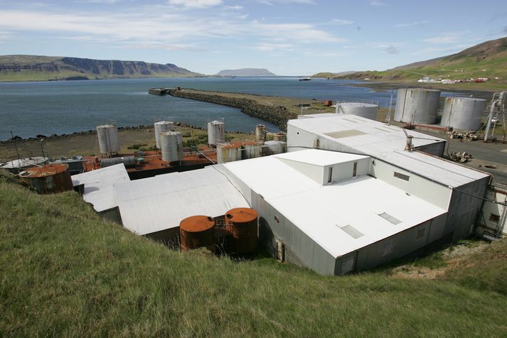 Hvalstöðin í Hvalfirði. Sveitarstjórn Hvalfjarðarsveitar hefur afþakkað boð um sameiningarviðræður.