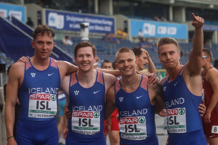 Sveitin sem sló Íslandsmetið í 4x100 metra boðhlaupi í Póllandi í gær. Frá vinstri: Kristófer Þorgrímsson, Dagur Andri Einarsson, Gylfi Ingvar Gylfason og Kolbeinn Höður Gunnarsson.