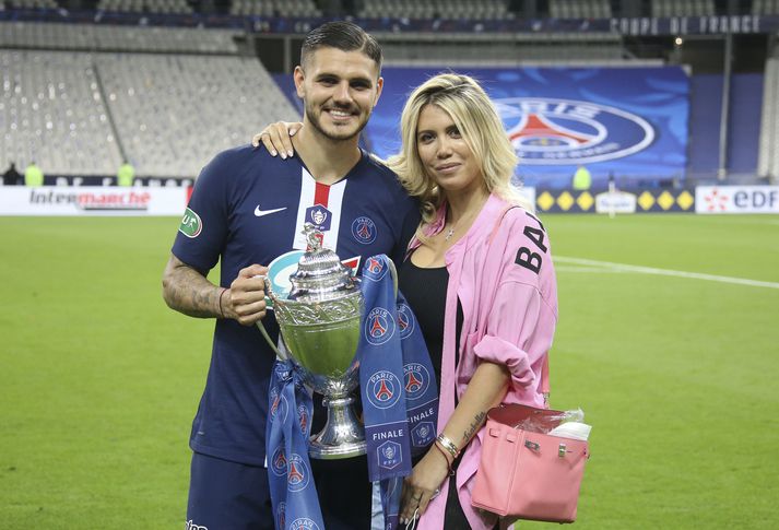 Mauro Icardi og Wanda Nara eftir úrslitaleik frönsku bikarkeppninnar í fyrra.