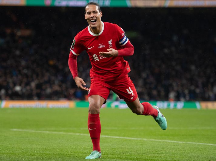 Van Dijk elskar Liverpool og vill vera áfram hjá félaginu.